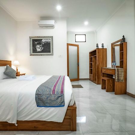 Pak'Vo'House Hotel Ubud  Bagian luar foto