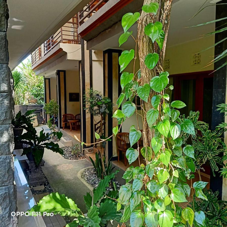 Pak'Vo'House Hotel Ubud  Bagian luar foto