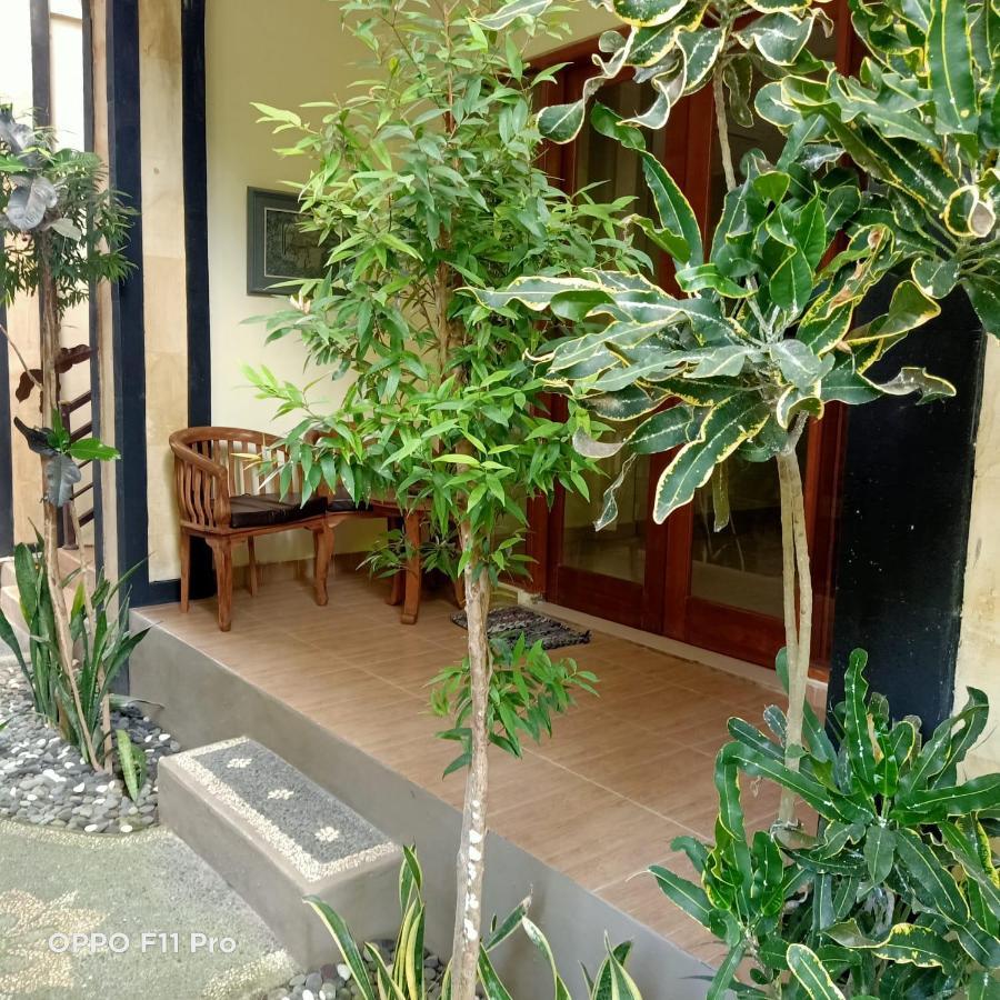 Pak'Vo'House Hotel Ubud  Bagian luar foto