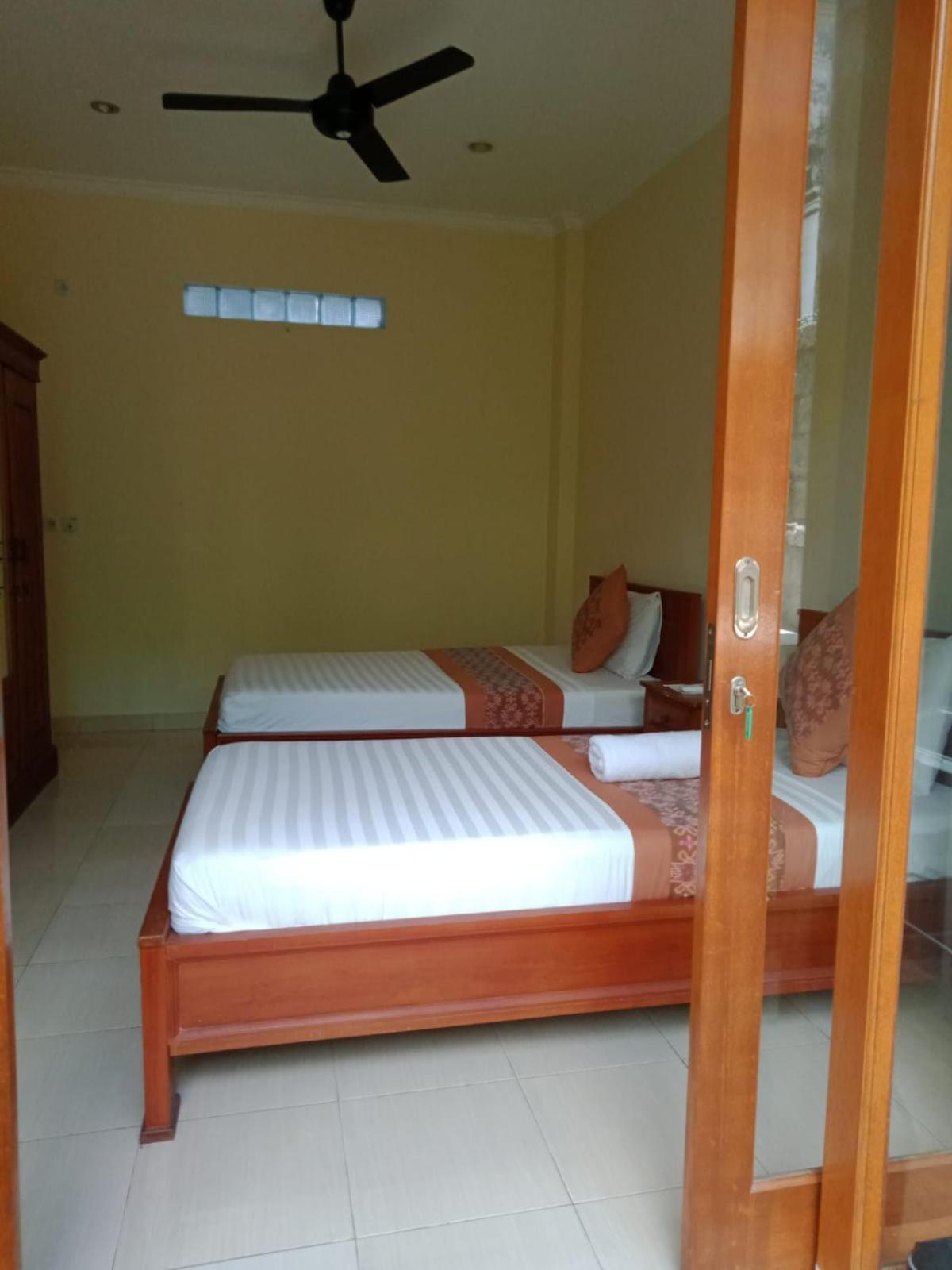 Pak'Vo'House Hotel Ubud  Bagian luar foto
