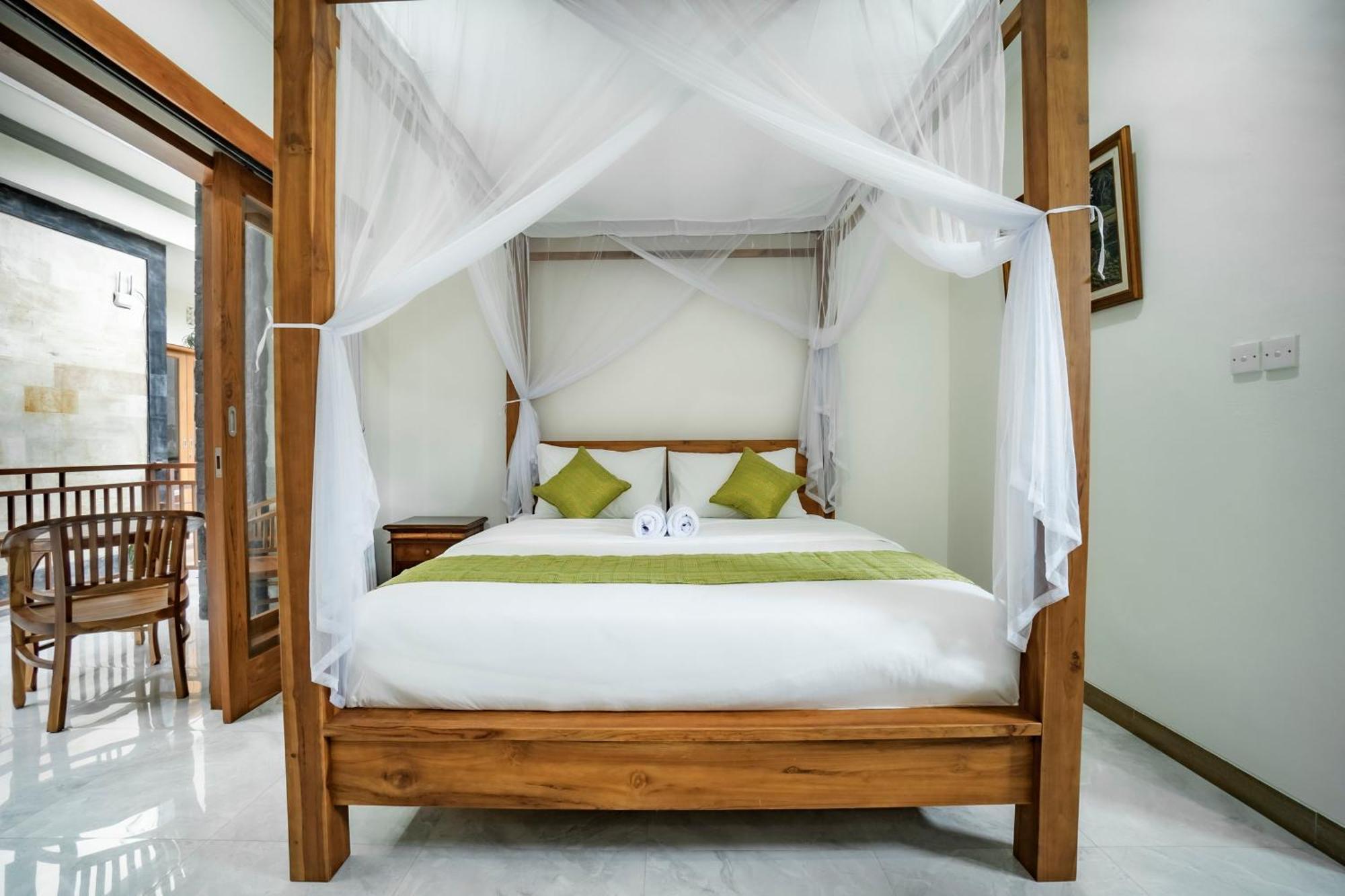 Pak'Vo'House Hotel Ubud  Bagian luar foto
