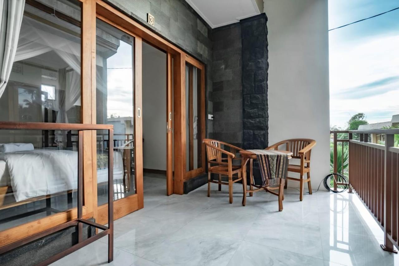 Pak'Vo'House Hotel Ubud  Bagian luar foto