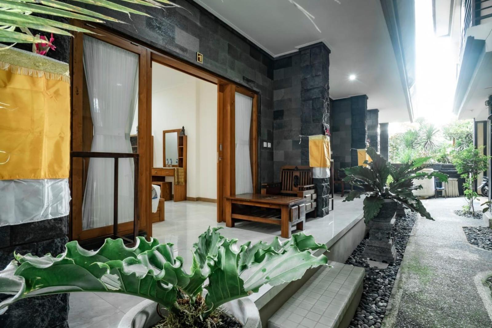 Pak'Vo'House Hotel Ubud  Bagian luar foto
